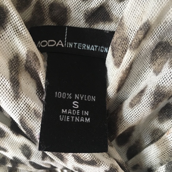 Victoria’s Secret Top - Picture 2 of 4